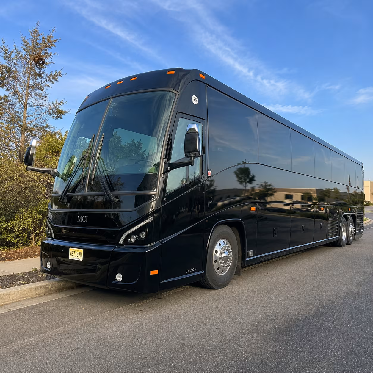 airport transfers and personnel arrivals at kansas city international airport