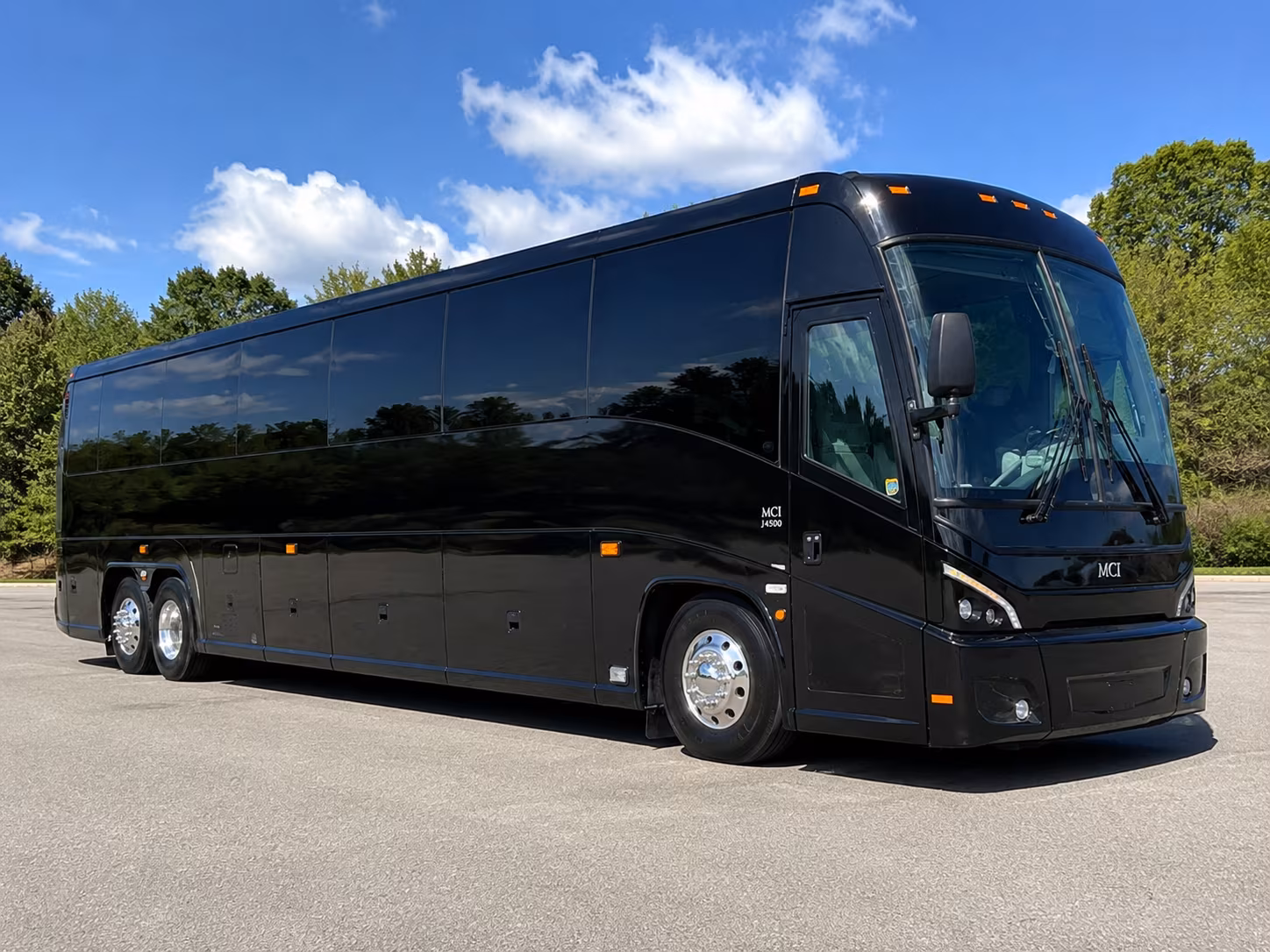 cable dahmer arena event bus rentals right here in independence