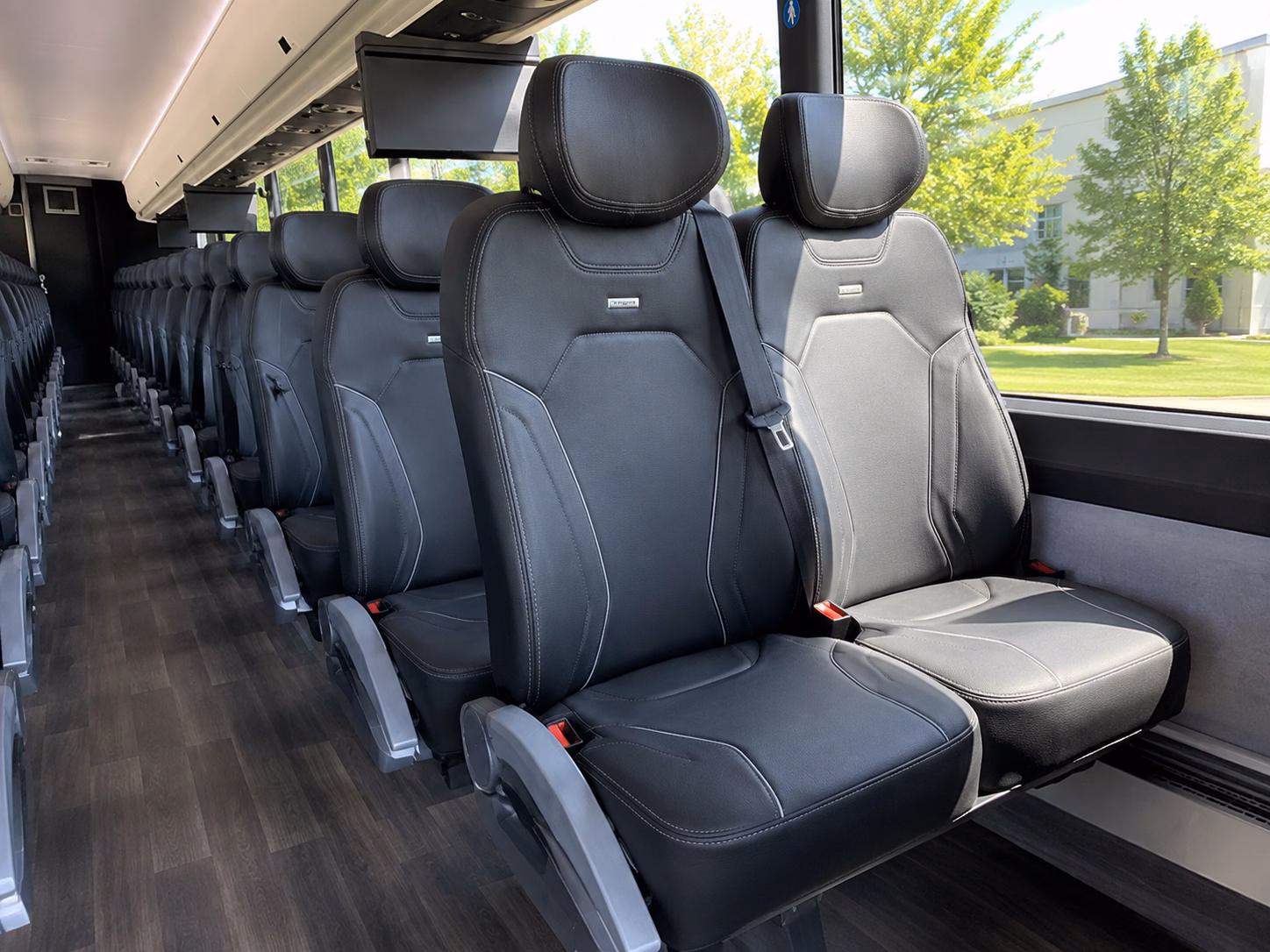 how the type of bus you choose changes the price in independence missouri